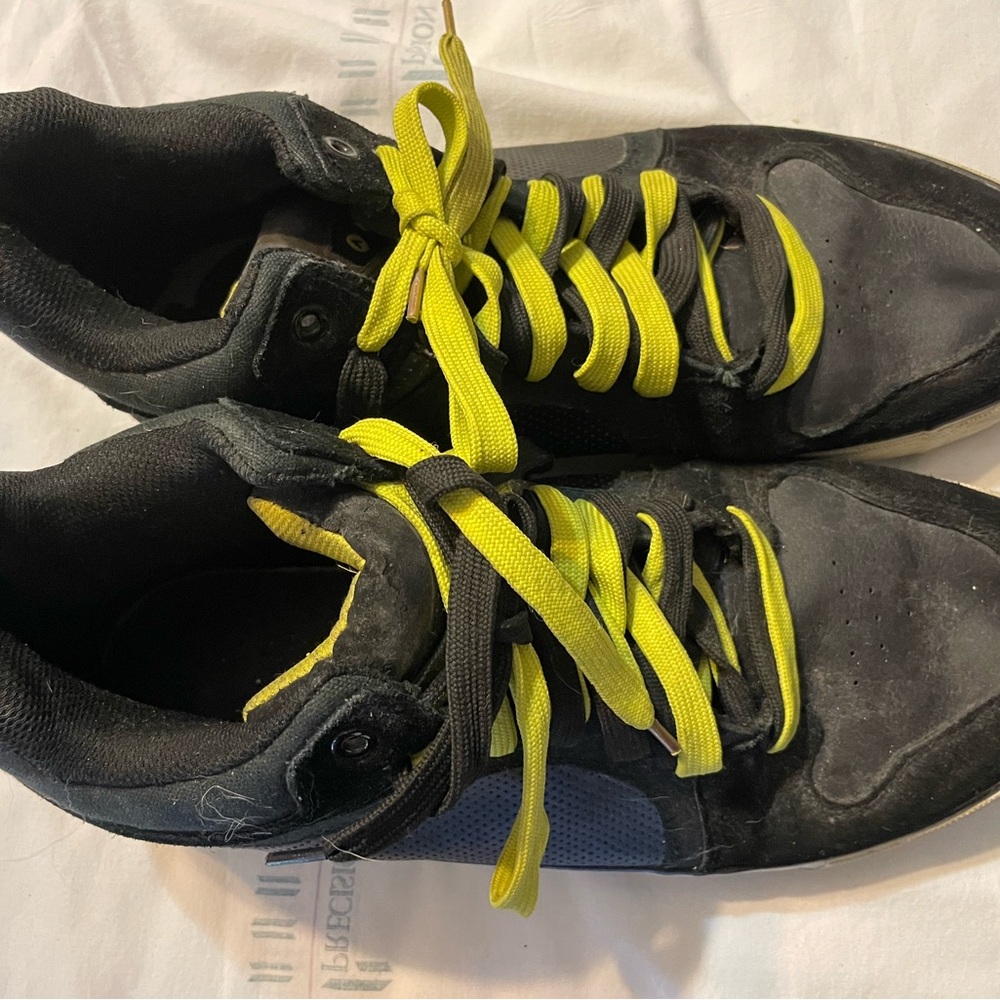 Men’s sneakers